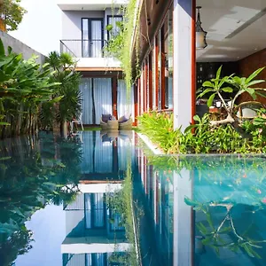 K House Apartahotel